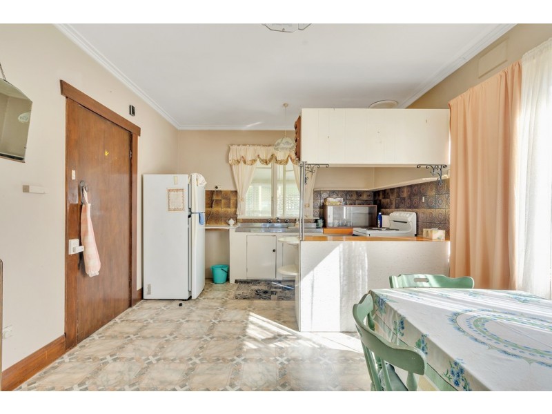 15 Beach Road, Gravelly Beach TAS 7276