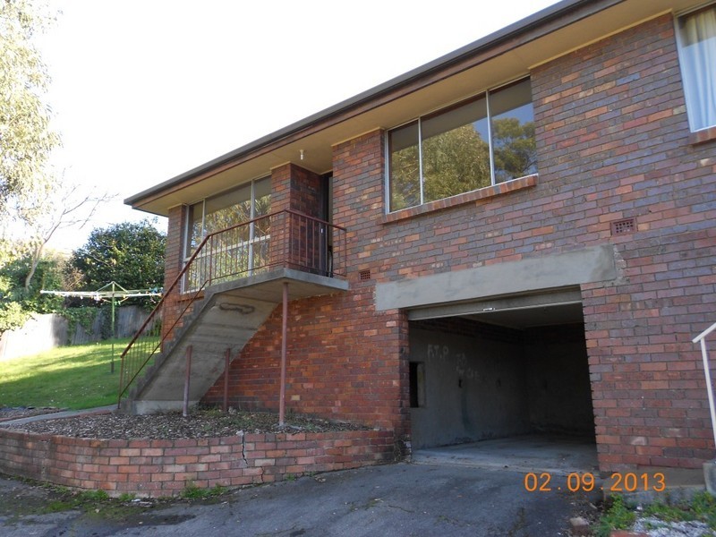 8/83 Peel Street West, West Launceston TAS 7250