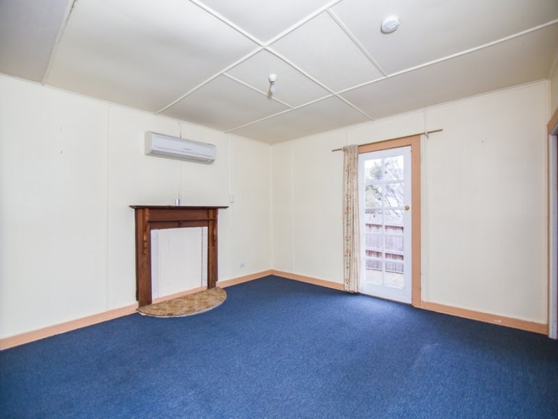 2/81 Tompsons Lane, Newnham TAS 7248