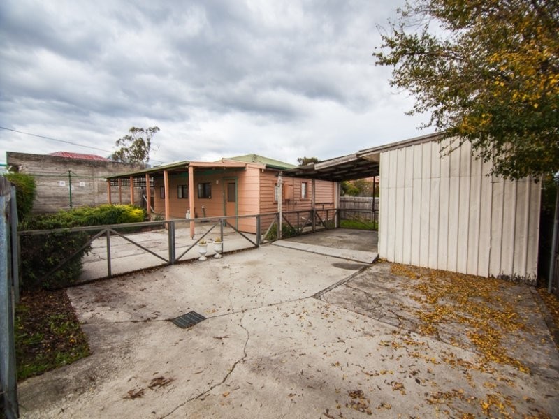 2/81 Tompsons Lane, Newnham TAS 7248