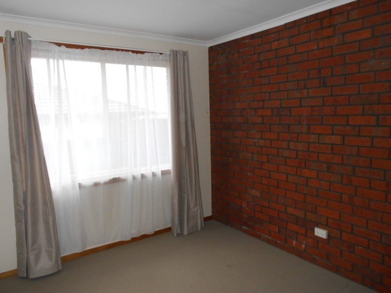 2/15 Currawong Place, Riverside TAS 7250