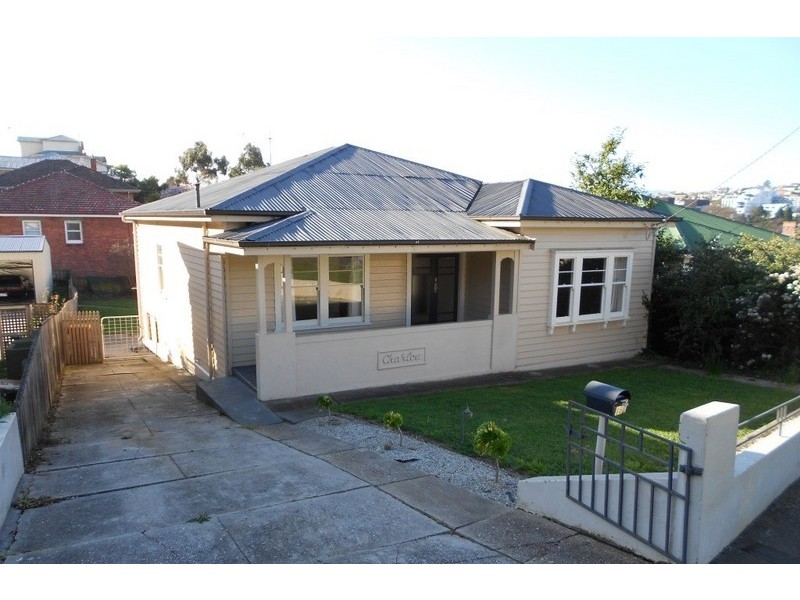16 Connaught Crescent, West Launceston TAS 7250