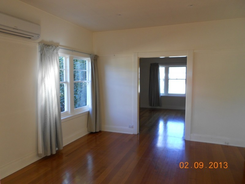 16 Connaught Crescent, West Launceston TAS 7250