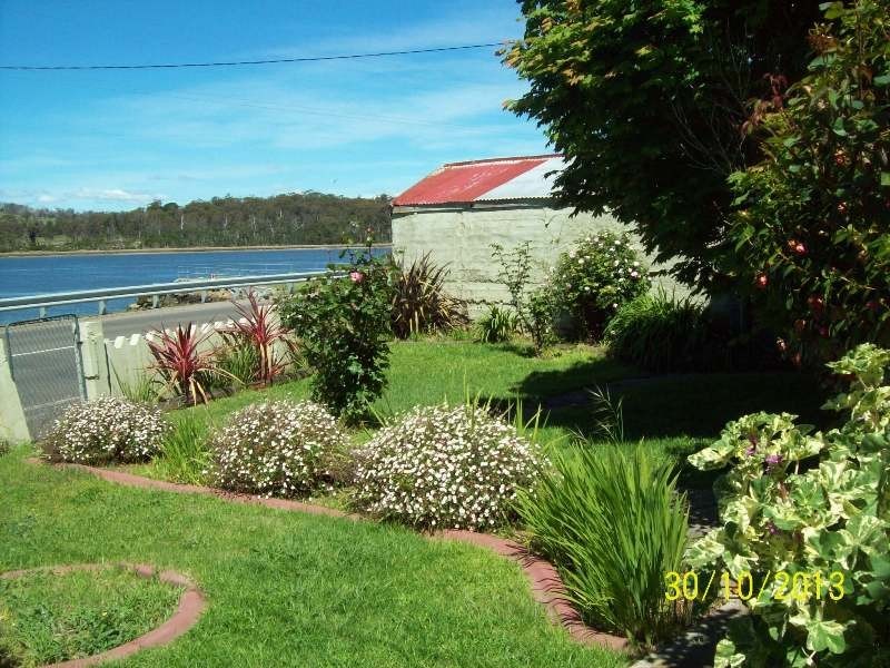 273 Gravelly Beach Road, Gravelly Beach TAS 7276