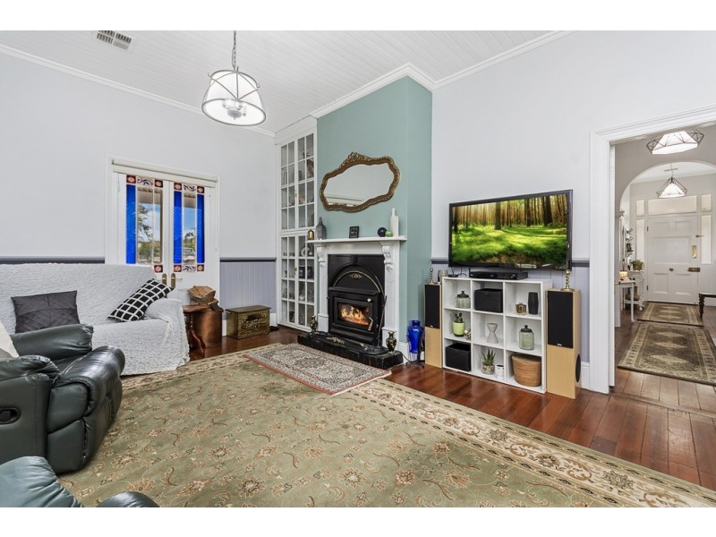 2 Church Street, Cressy TAS 7302