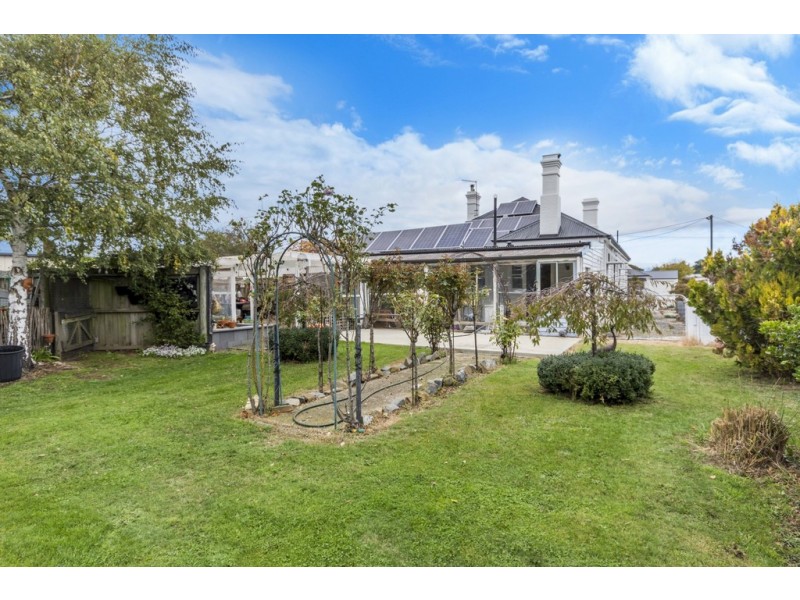 2 Church Street, Cressy TAS 7302