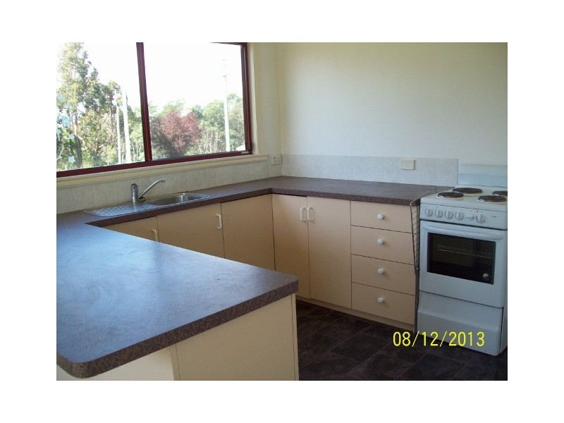 11 Weld Street, Beaconsfield TAS 7270