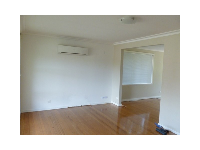 16 Meadowbank Road, Newnham TAS 7248