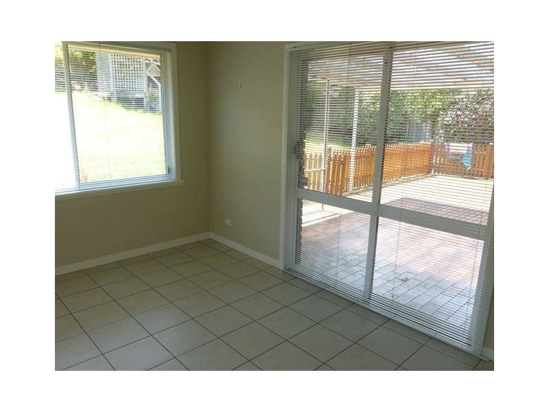 16 Meadowbank Road, Newnham TAS 7248