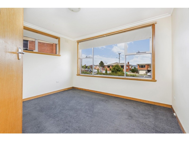 16 Procter Street, Newnham TAS 7248