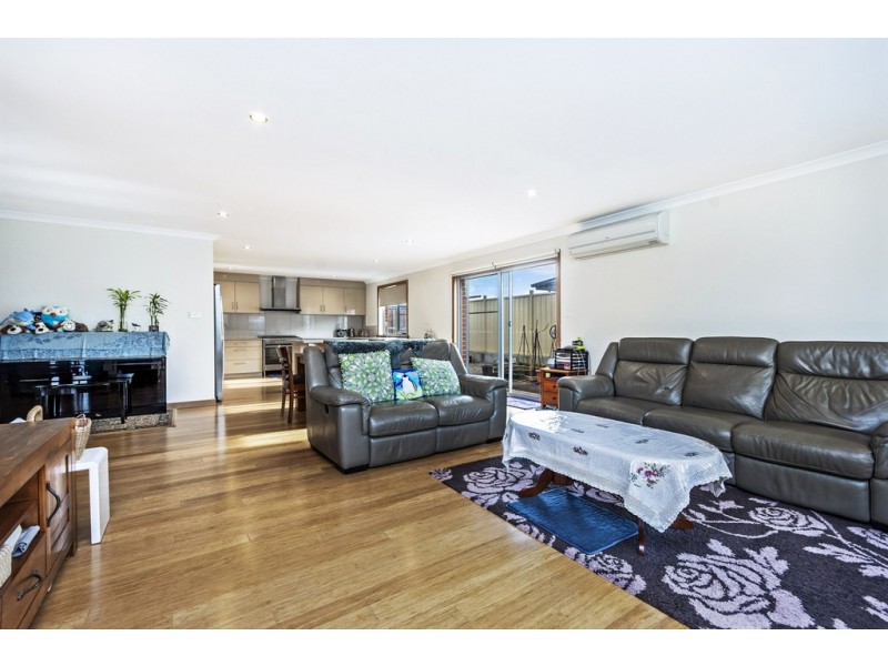 1/40 Packham Street, Newnham TAS 7248