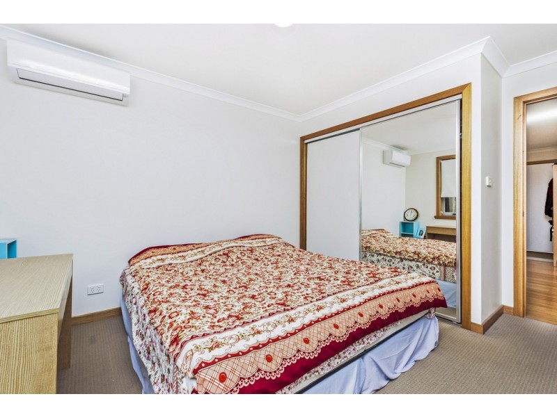 1/40 Packham Street, Newnham TAS 7248