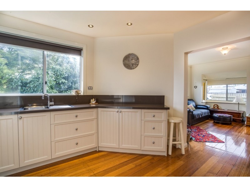 1 Chaplins Lane, Gravelly Beach TAS 7276