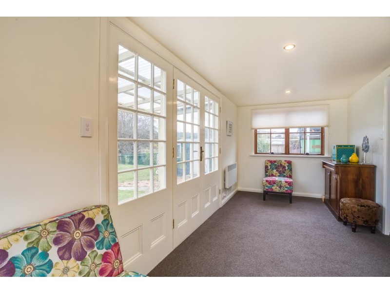 1 Chaplins Lane, Gravelly Beach TAS 7276