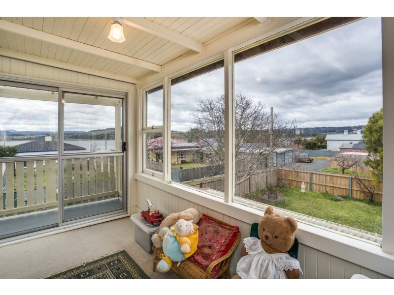 1 Chaplins Lane, Gravelly Beach TAS 7276