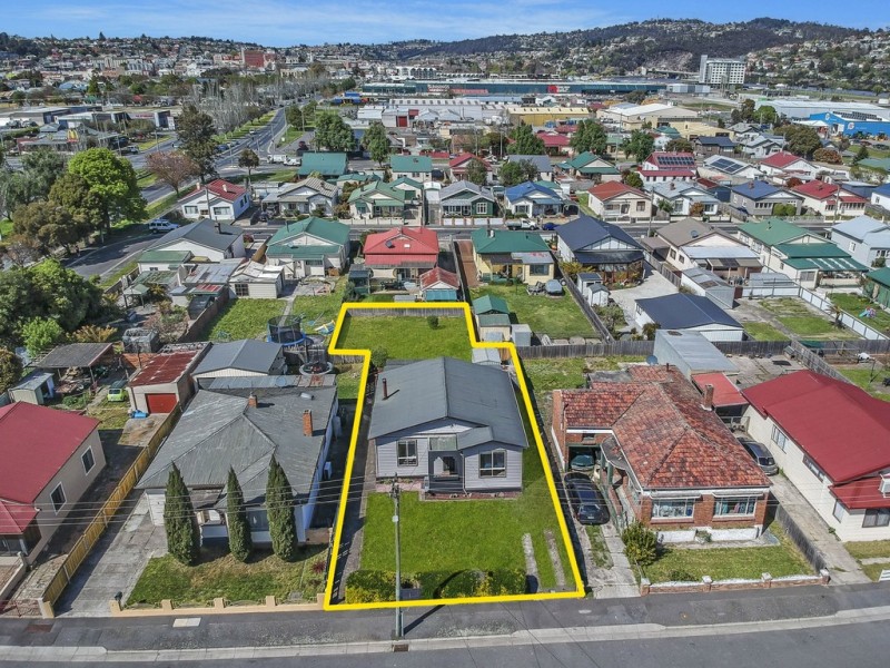 7 Moore Street, Invermay TAS 7248