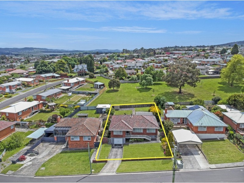 9 Cedar Street, Newnham TAS 7248