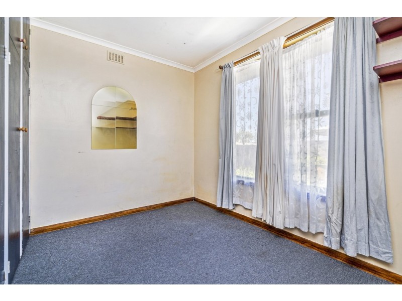 8 Paringa Avenue, Newnham TAS 7248