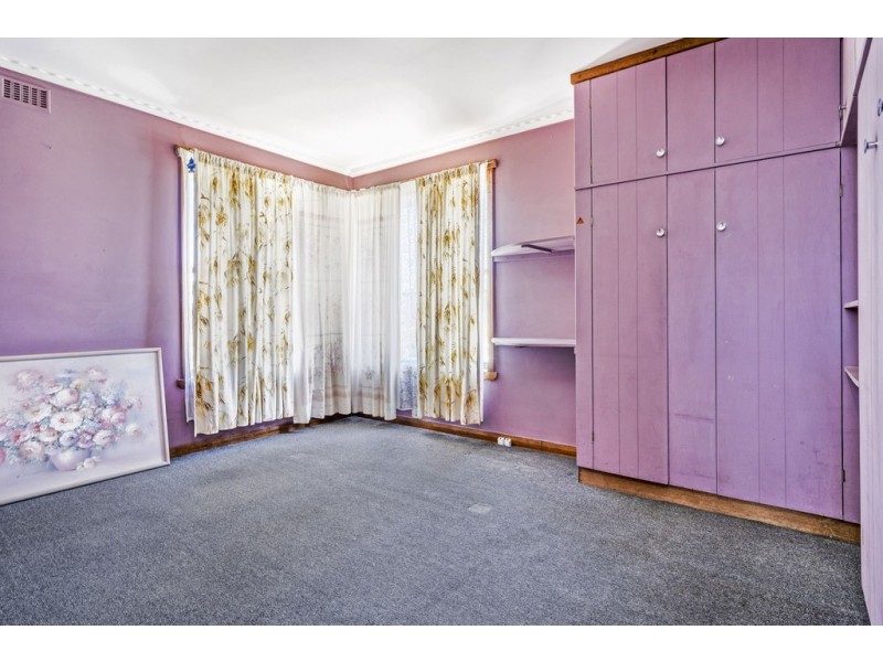 8 Paringa Avenue, Newnham TAS 7248