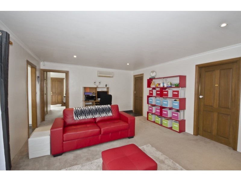 4 Delta Avenue, Youngtown TAS 7249