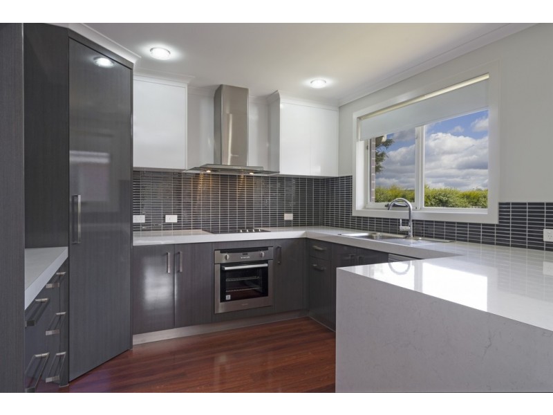 2/36 Wongarra Avenue, Legana TAS 7277