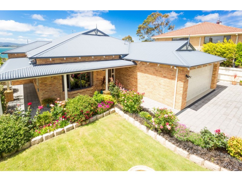 144 Oxford Street, Beauty Point TAS 7270