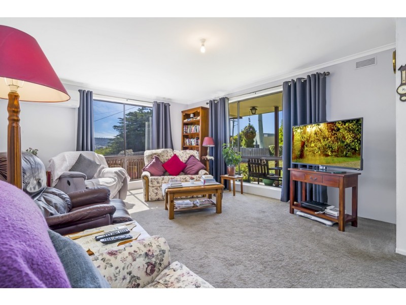 9 Pheasant Place, Legana TAS 7277