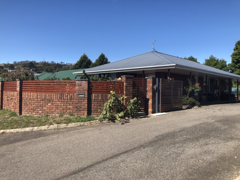 5 Encee Drive, St Leonards TAS 7250