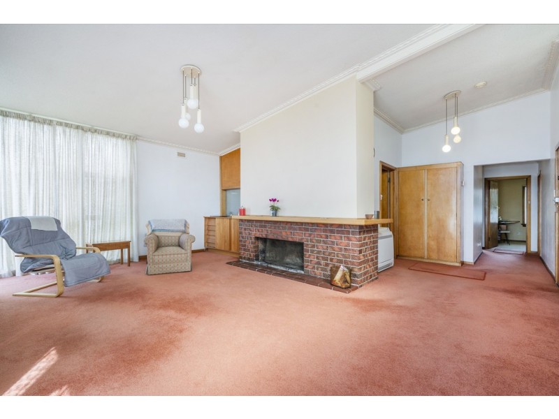 10 Valley Street, Trevallyn TAS 7250