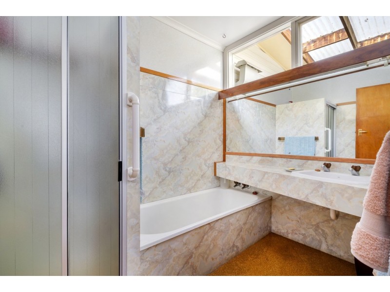 10 Valley Street, Trevallyn TAS 7250