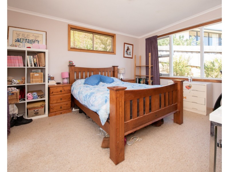 13 Fairthorne Road, Trevallyn TAS 7250