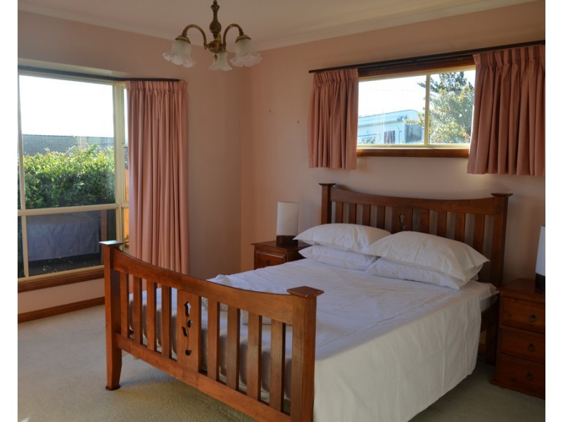 14 Far View Avenue, Riverside TAS 7250