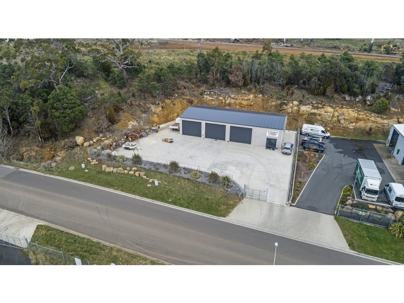 33 Charbooday Drive, Youngtown TAS 7249