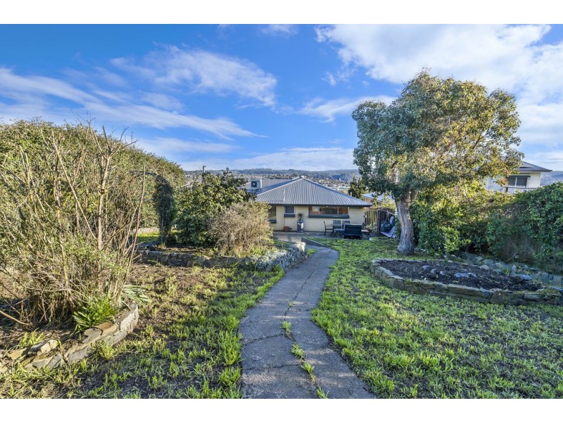 32 Henry Street, Ravenswood TAS 7250