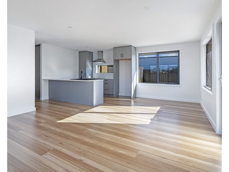 1, 2 and 3 – 9 Effra Court, Perth TAS 7300