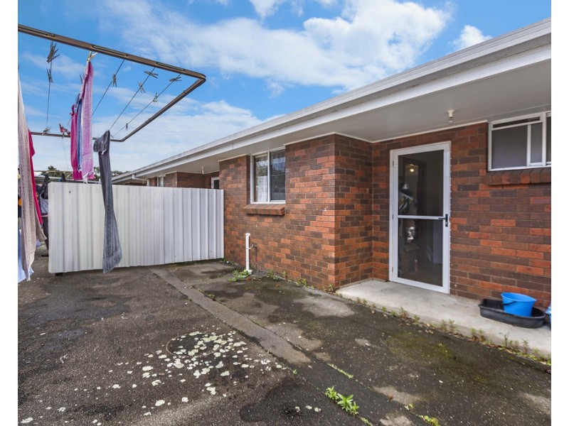 2/449 Invermay Road, Mowbray TAS 7248