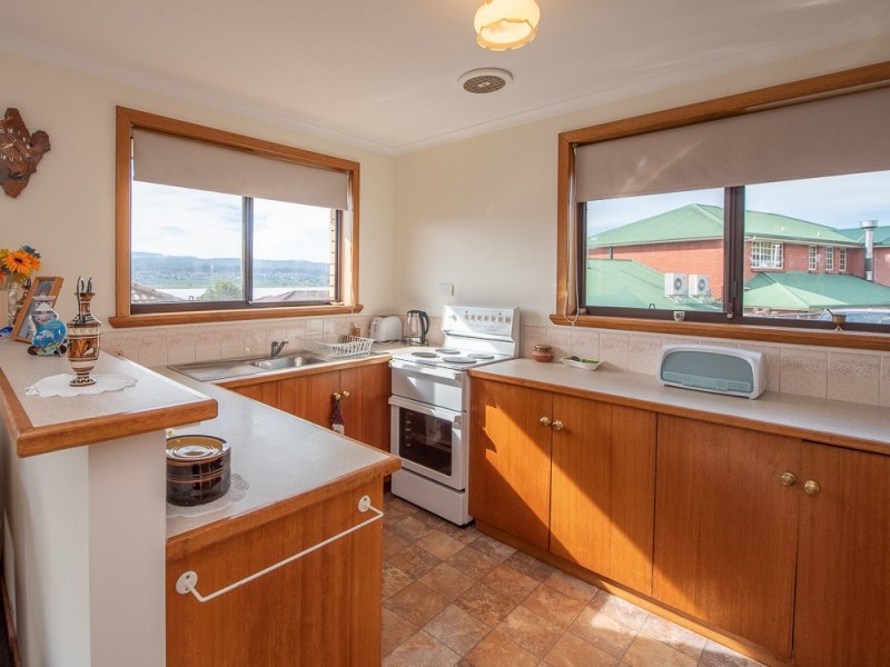 5 Winifred Circle, Riverside TAS 7250