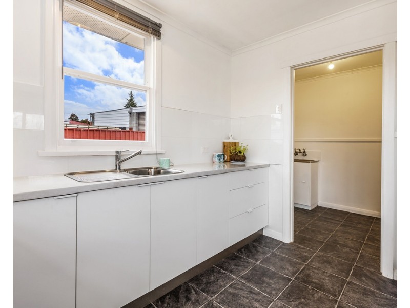 6 Lennox Street, Ravenswood TAS 7250