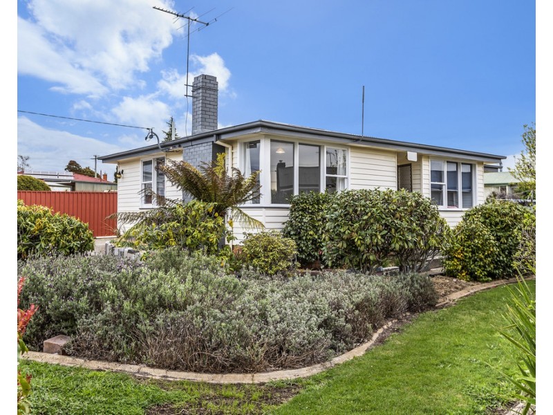 6 Lennox Street, Ravenswood TAS 7250
