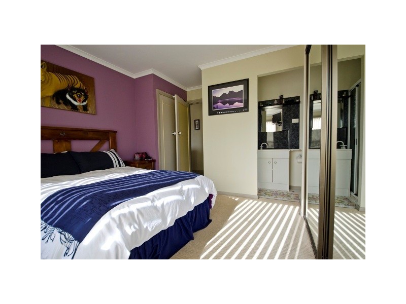 17 West Arm Road, Beauty Point TAS 7270