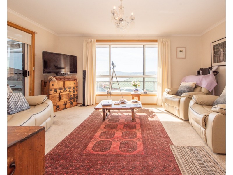 18 Winifred Circle, Riverside TAS 7250