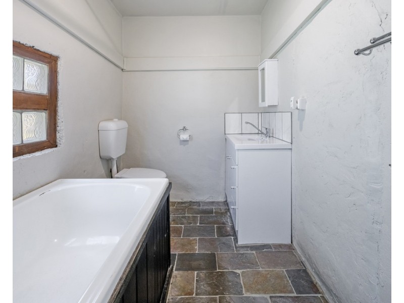 4 Powell Street, Lefroy TAS 7252