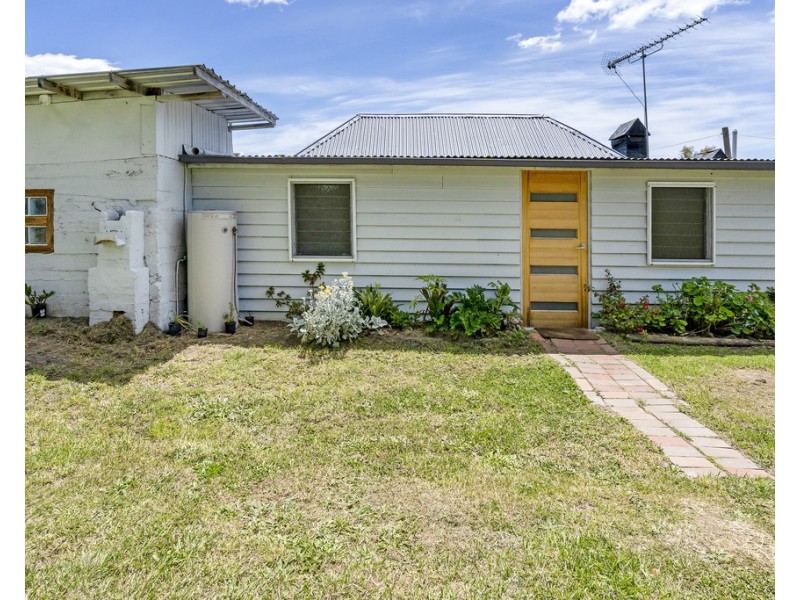 4 Powell Street, Lefroy TAS 7252