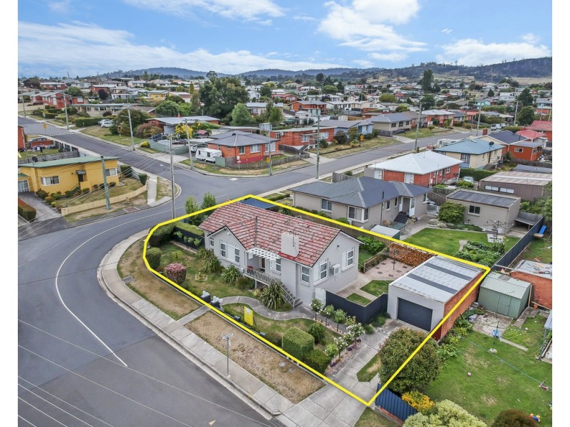 2 Paringa Avenue, Newnham TAS 7248