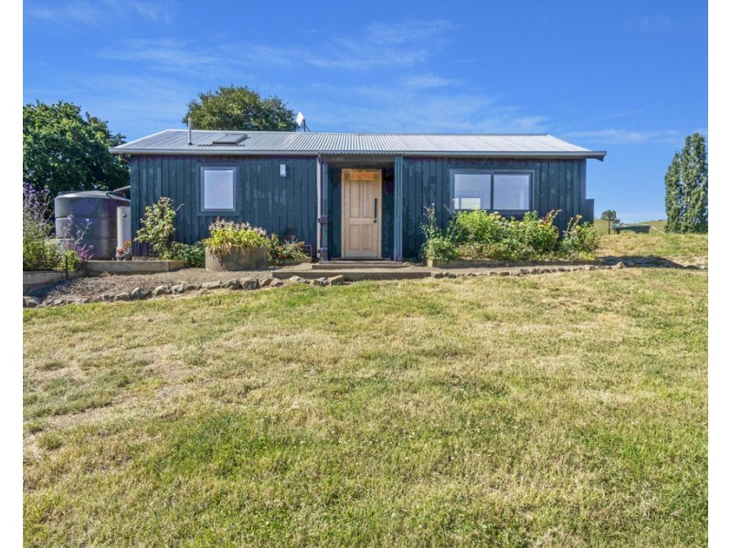 105 Rowleys Hills Road, Karoola TAS 7267
