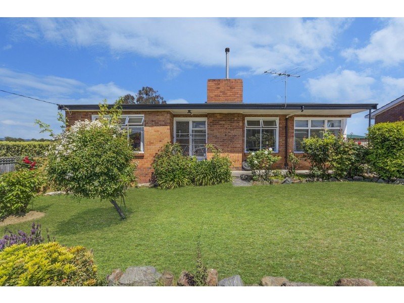 3 Parua Road, Newnham TAS 7248