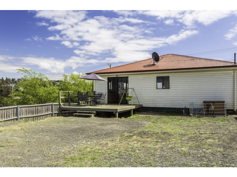6 Quarantine Road, Kings Meadows TAS 7249