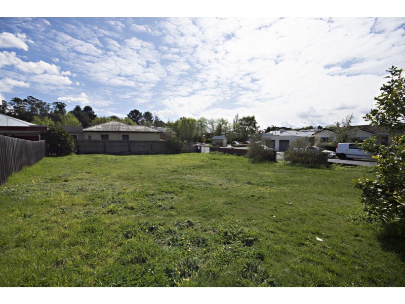 16 Shirley Place, Kings Meadows TAS 7249