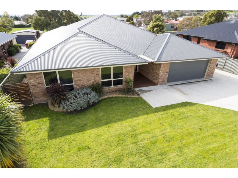 8 Clovis court, St Leonards TAS 7250