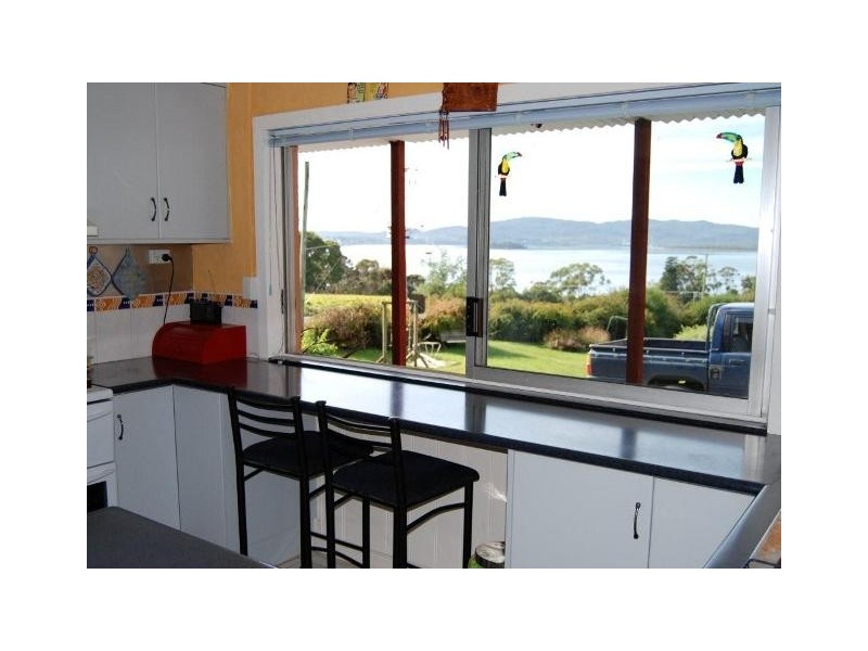 7 Augustus Street, Beauty Point TAS 7270